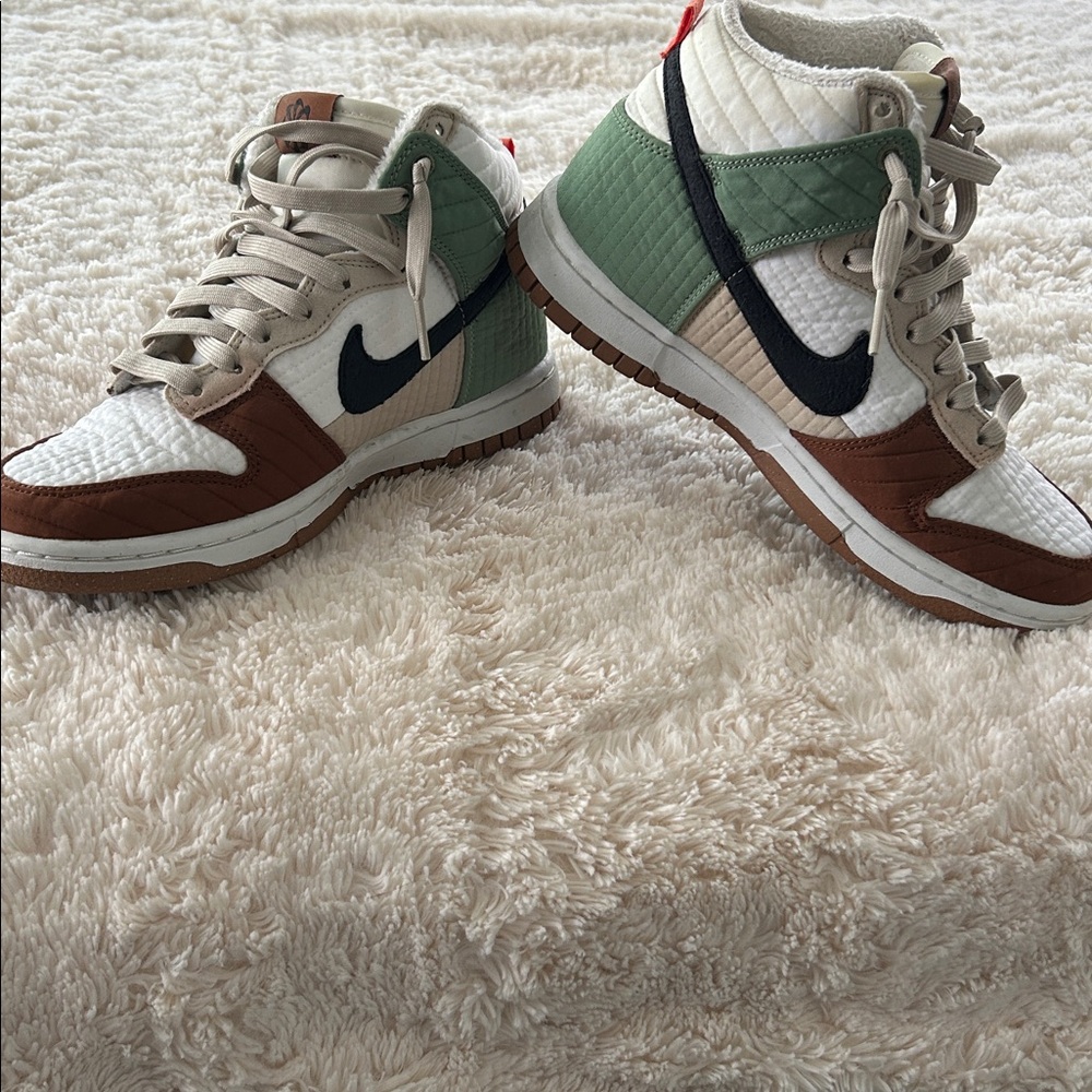 Nike Zero High-Top Sneakers in Olive, Brown, and White
